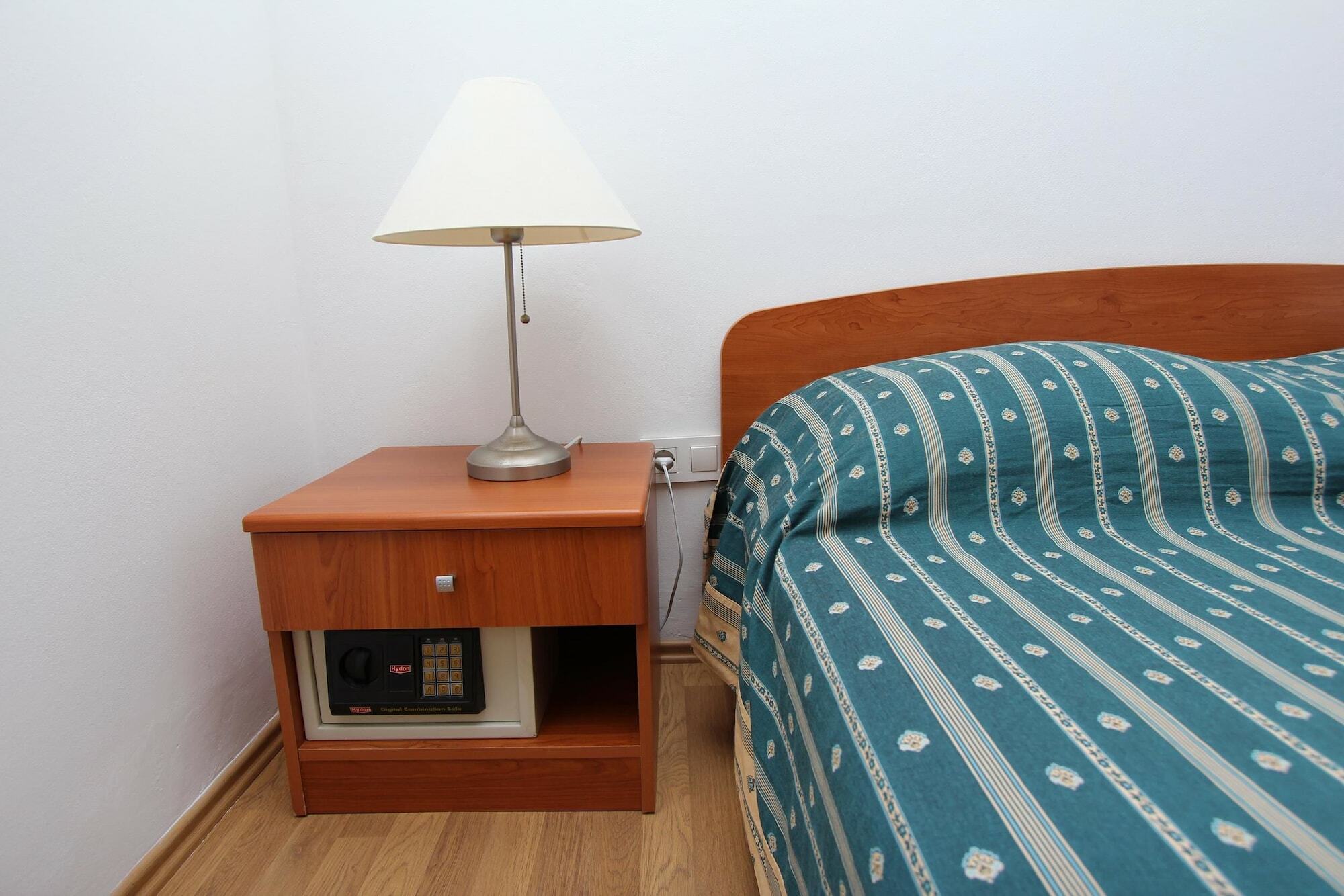 Apartments Elida Rovinj Bagian luar foto