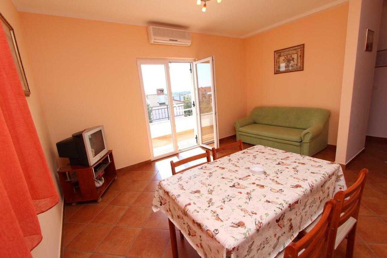 Apartments Elida Rovinj Bagian luar foto