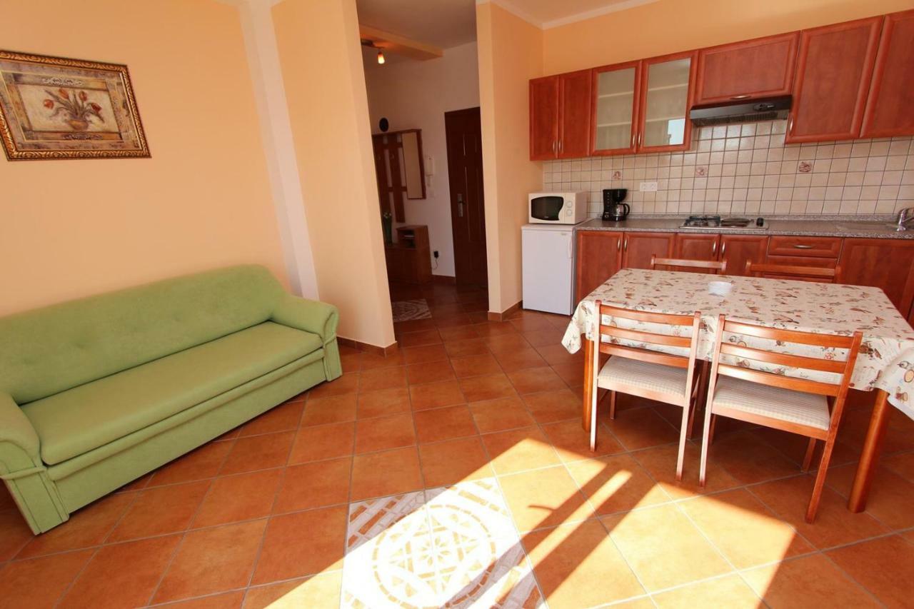 Apartments Elida Rovinj Bagian luar foto