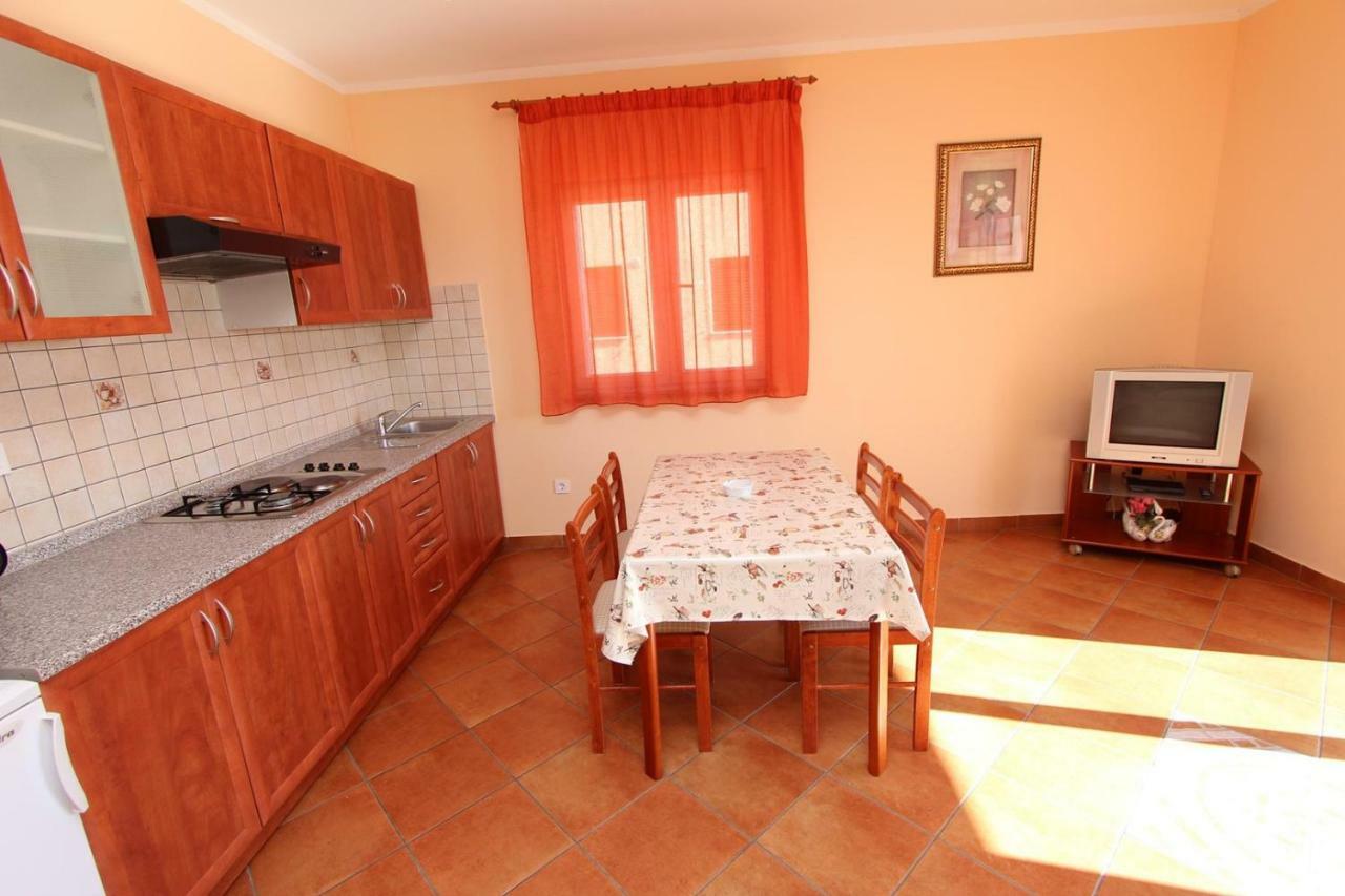 Apartments Elida Rovinj Bagian luar foto